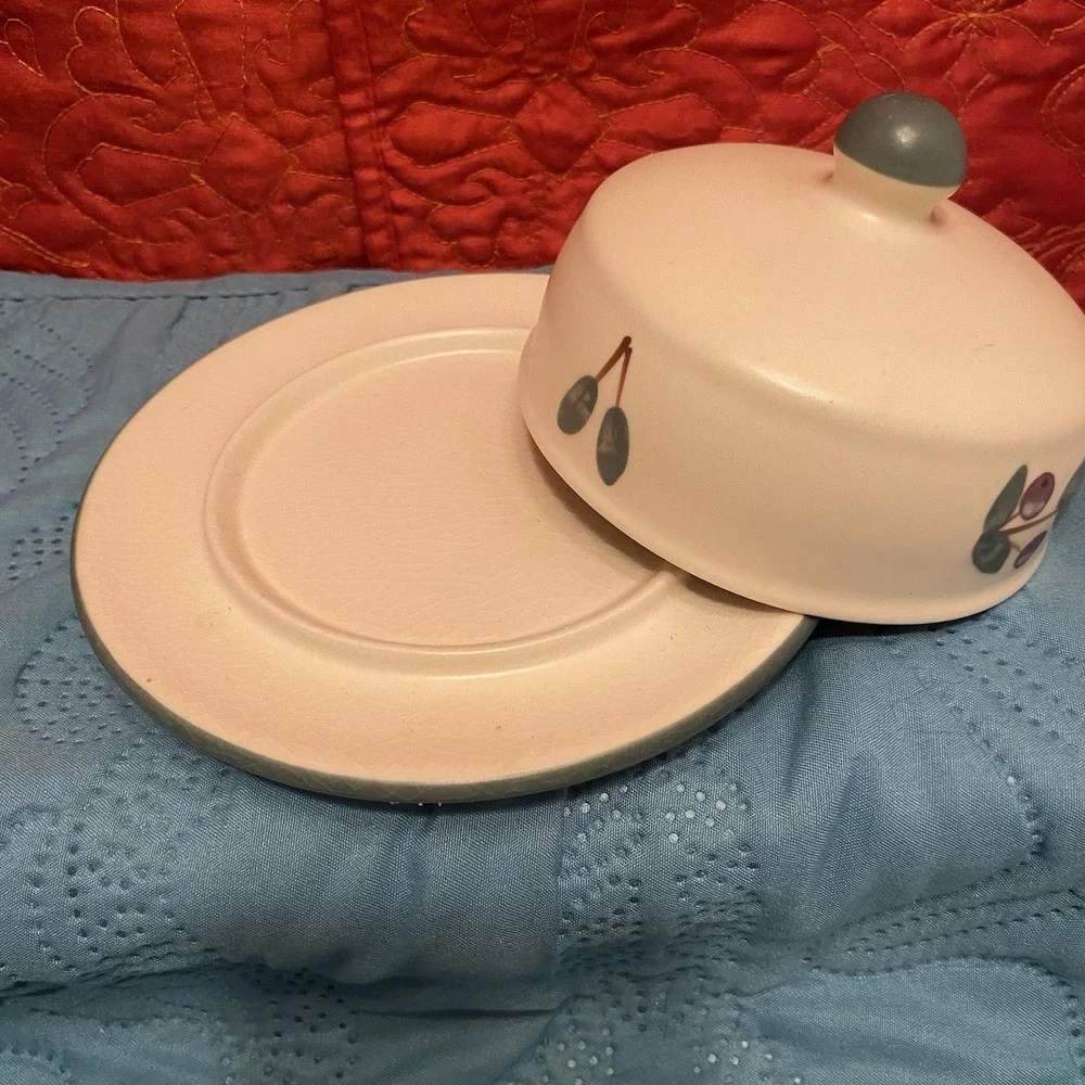 Vintage Laurentienne Pottery Butter Dish Mid Century‎ Hand Painted